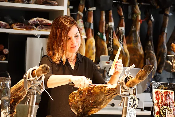 Girona Food Tasting and Market Tour.