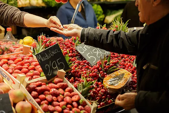 Els Ingredients de Temporada que Defineixen l'Inici de l'Estiu